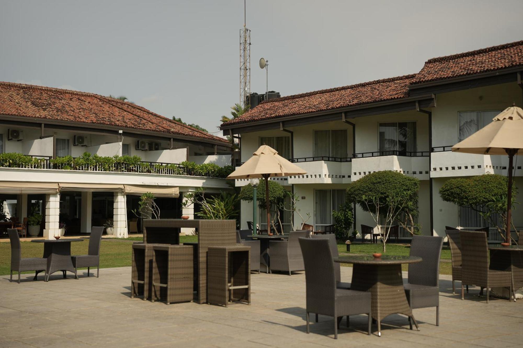 Hibiscus Beach Hotel & Villas Kalutara Luaran gambar